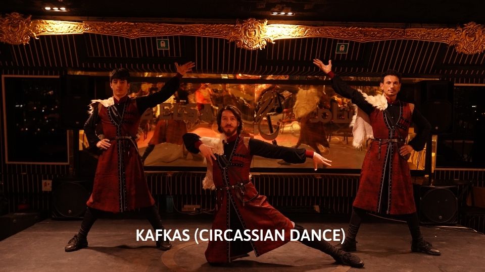 Fiesta Package 26 : VIP PRİVATE TABLE NON ALCOHOL (1 st and 2 nd Row Table)