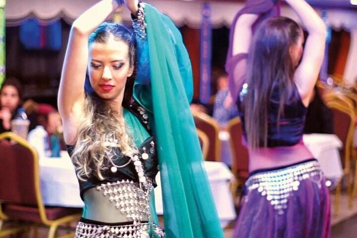 Seremoni Package 2 : Bosphorus Cruise with Dinner and Turkish Shows - With Alcohol - Free Hotel Transfer